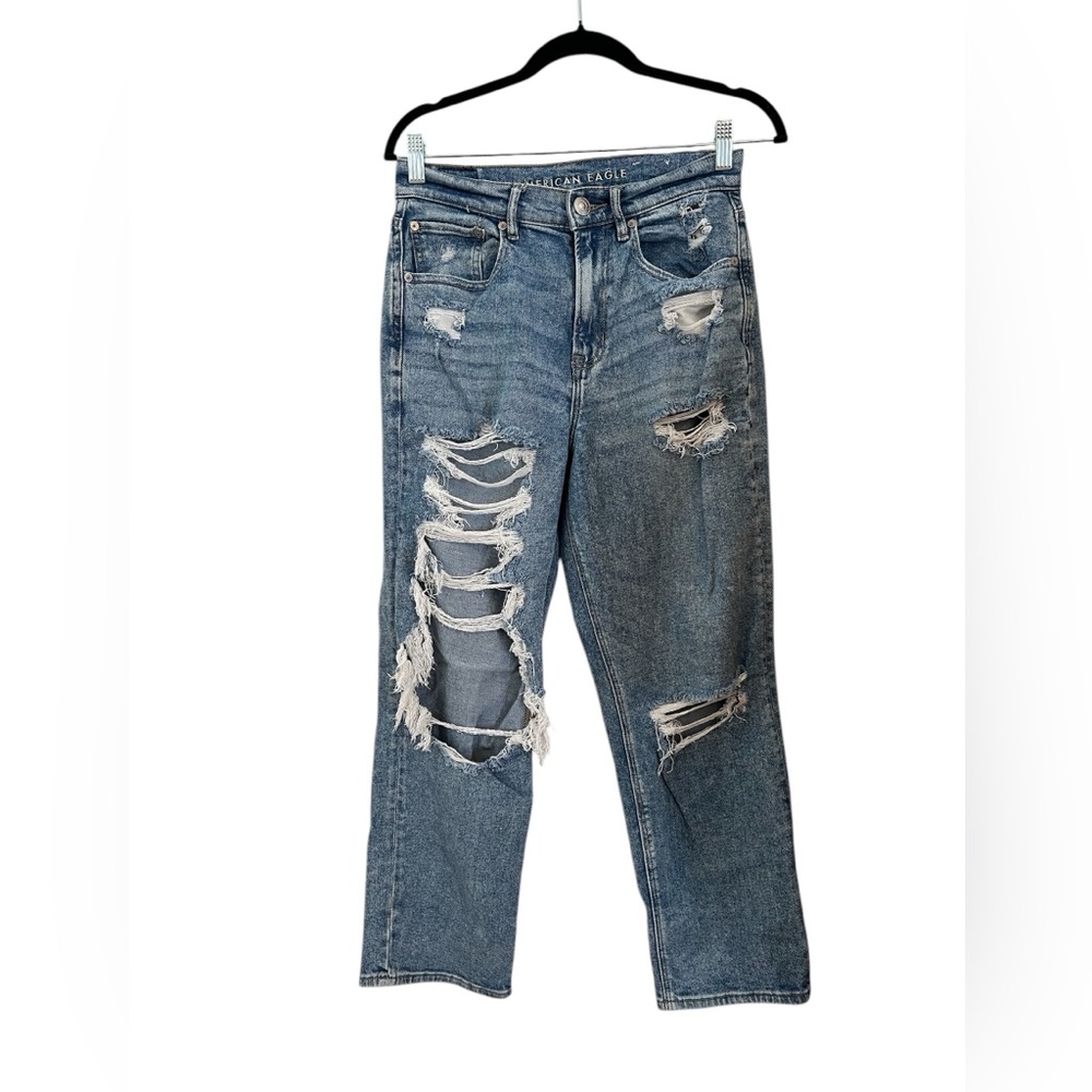 American Eagle Distressed Blue Jeans